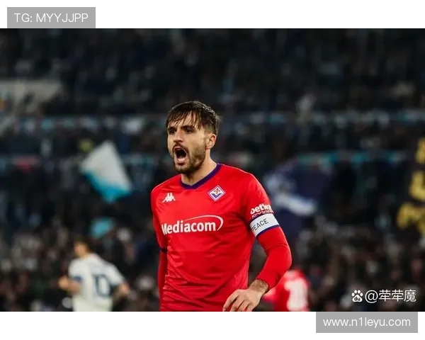 佛罗伦萨构筑稳固防线，整体防守体系成制胜关键